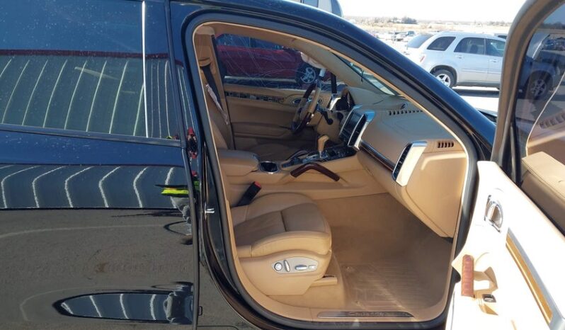 
								2015 Porsche Cayenne full									