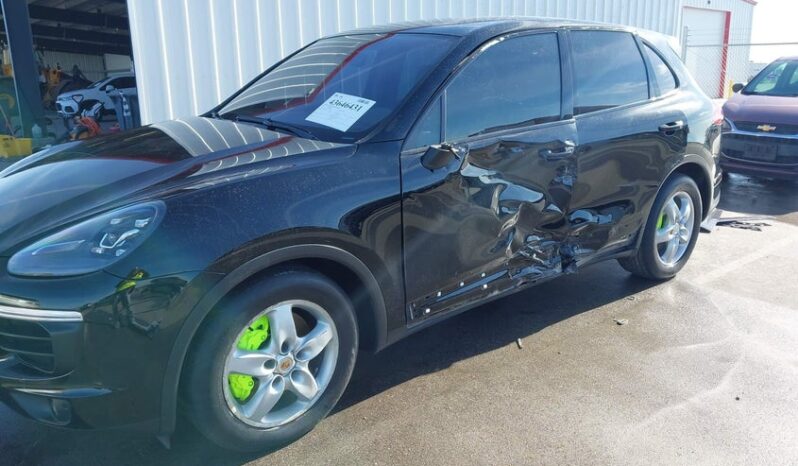 
								2015 Porsche Cayenne full									