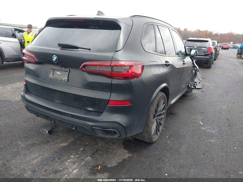 2022 BMW X5