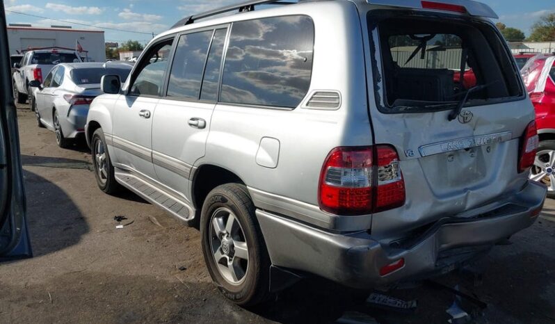 
								2006 Toyota Land cruiser full									