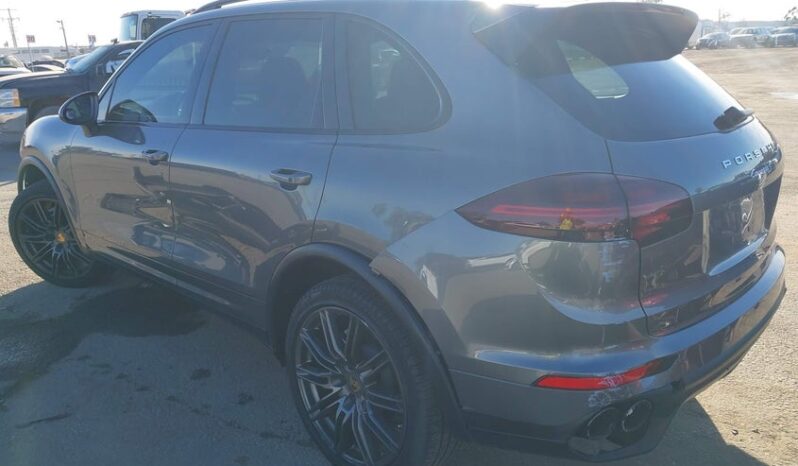 
								2017 Porsche Cayenne full									