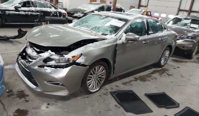 
								2017 Lexus Es 350 full									