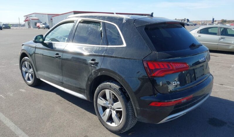 
								2018 Audi Q5 full									