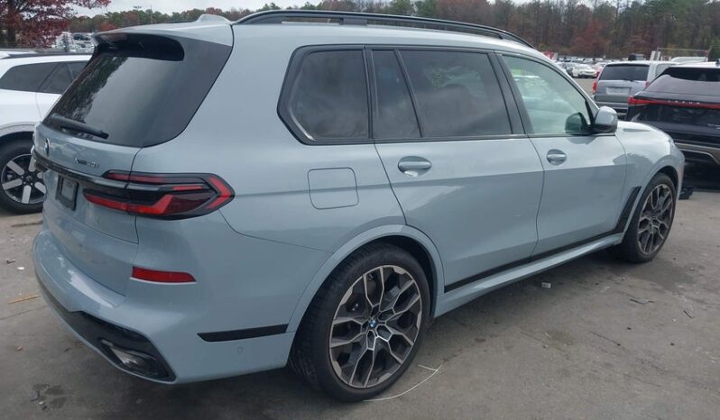 
								2026 BMW X7 full									