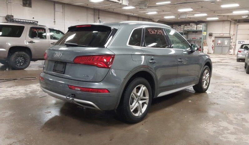 
								2019 Audi Q5 full									
