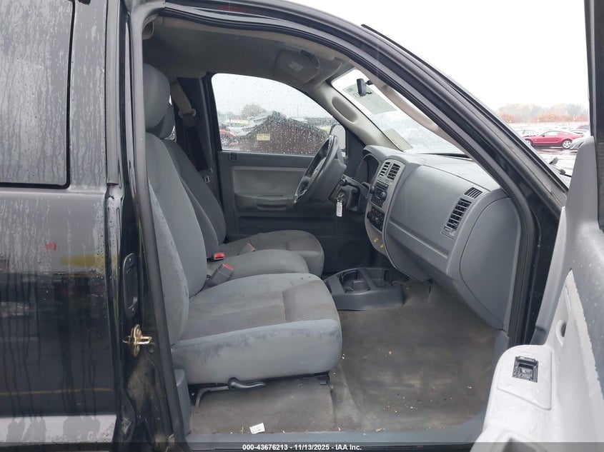 2005 Dodge Dakota