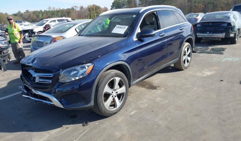 
								2017 Mercedes-benz Glc full									