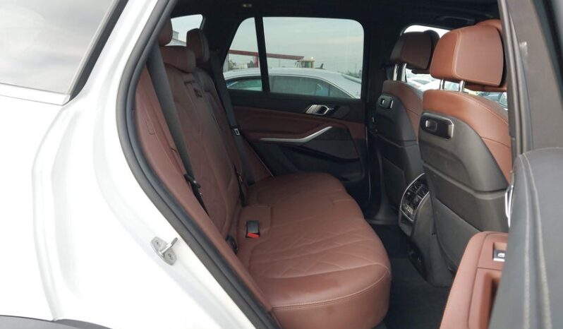 
								2025 BMW X5 full									