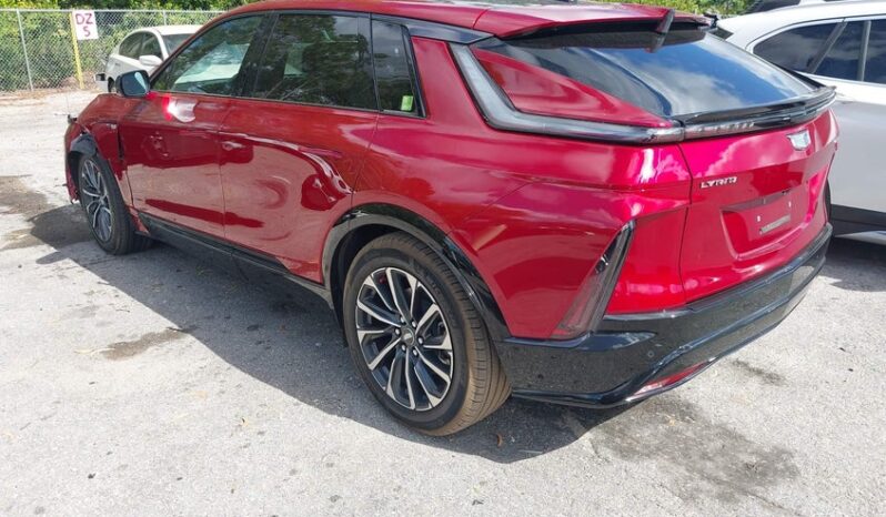 
								2024 Cadillac Lyriq full									