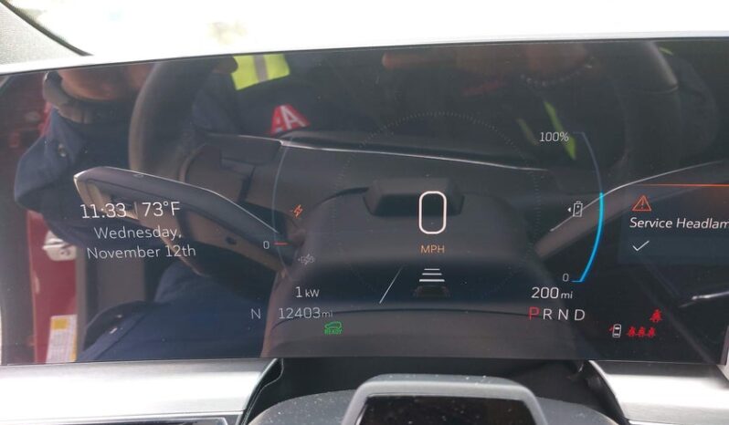 
								2024 Cadillac Lyriq full									