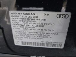 
										2024 Audi Q8 full									