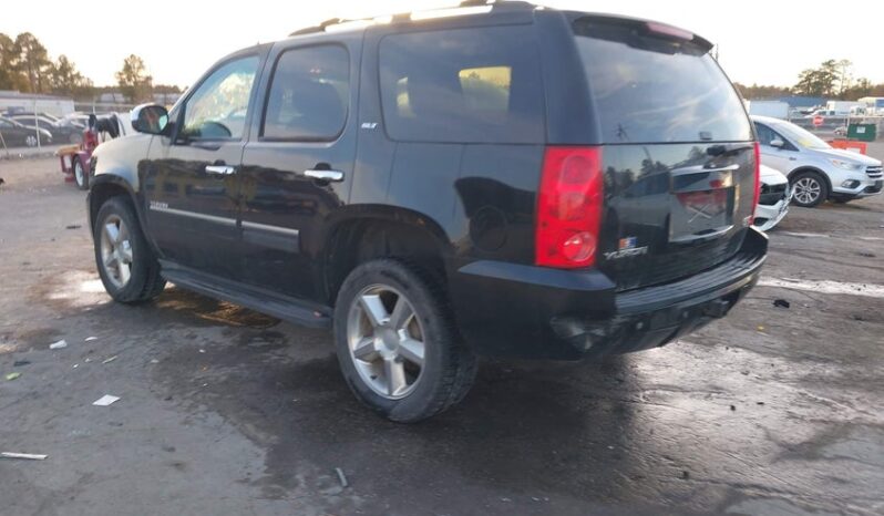 
								2013 Gmc Yukon full									