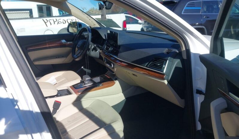
								2021 Audi Q5 full									