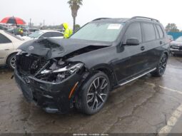 
										2022 BMW X7 full									
