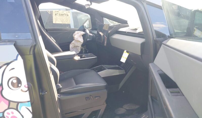 
								2025 Tesla Cybertruck full									