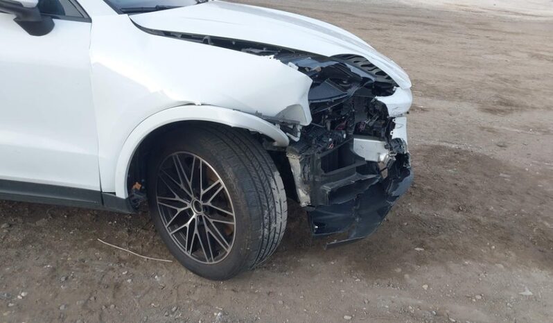 
								2024 Porsche Cayenne full									