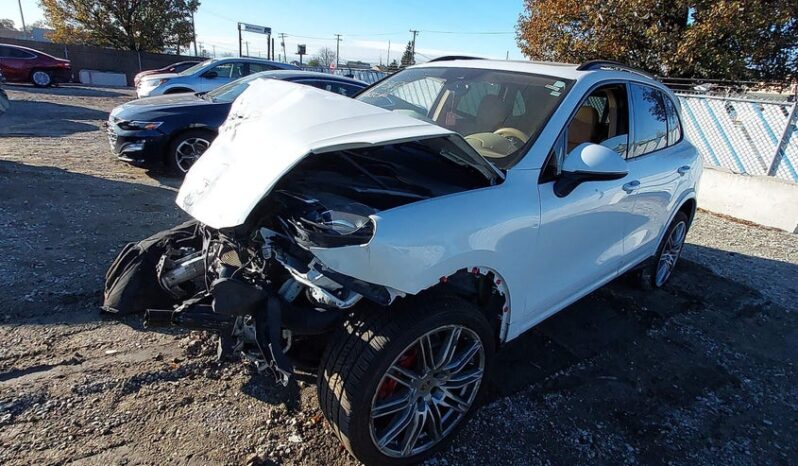 
								2017 Porsche Cayenne full									