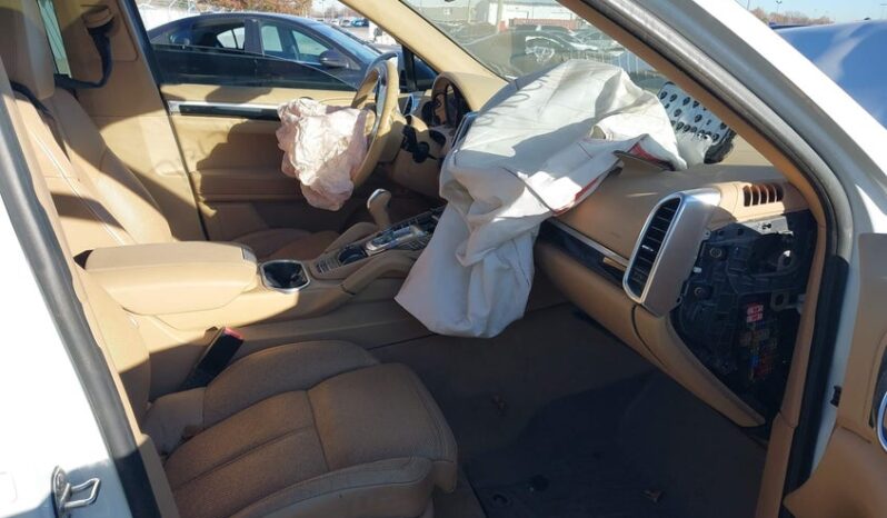 
								2017 Porsche Cayenne full									