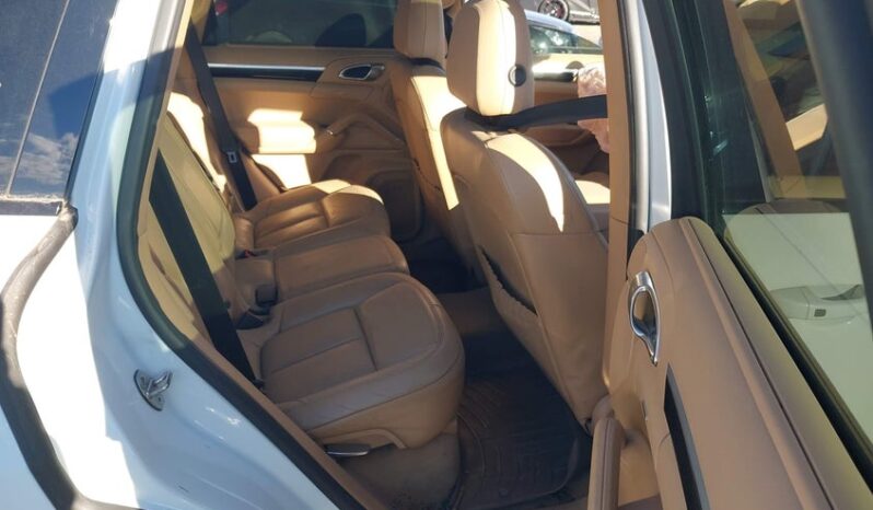 
								2017 Porsche Cayenne full									