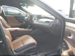 
										2020 Lexus Es 350 full									