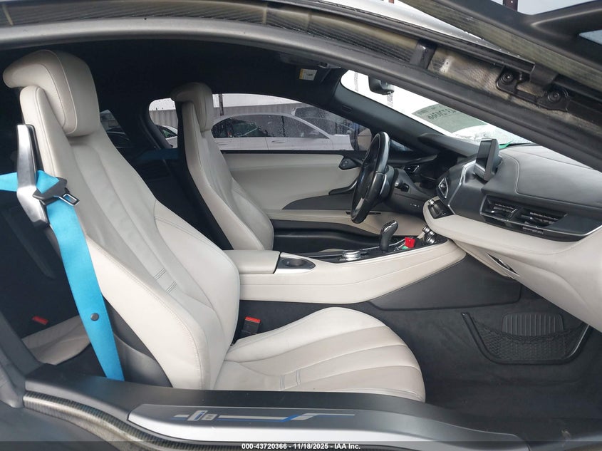2014 BMW I8