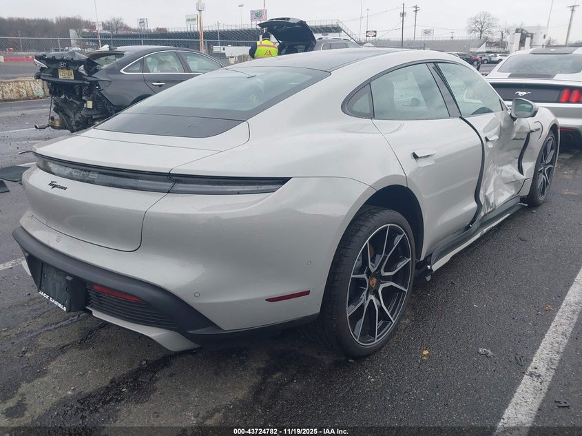 2025 Porsche Taycan