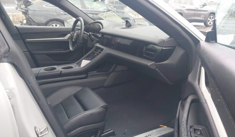 
								2025 Porsche Taycan full									