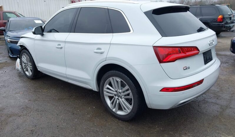 
								2019 Audi Q5 full									