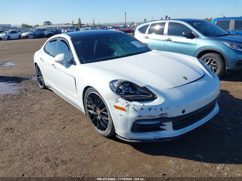2018 Porsche Panamera