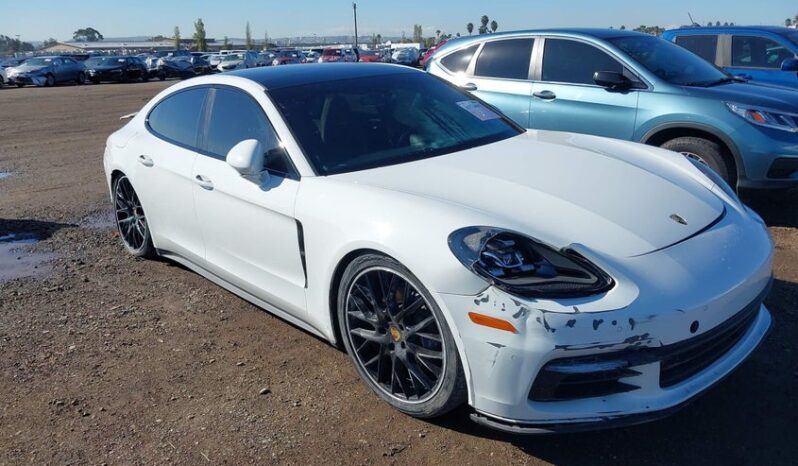 
								2018 Porsche Panamera full									