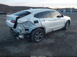 
										2022 BMW X4 full									