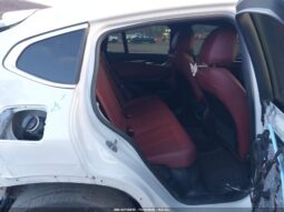 
										2022 BMW X4 full									