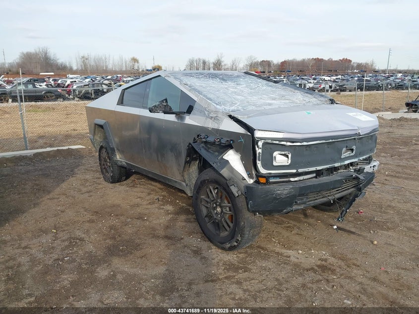 2025 Tesla Cybertruck
