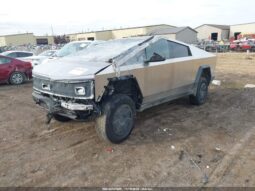 
										2025 Tesla Cybertruck full									