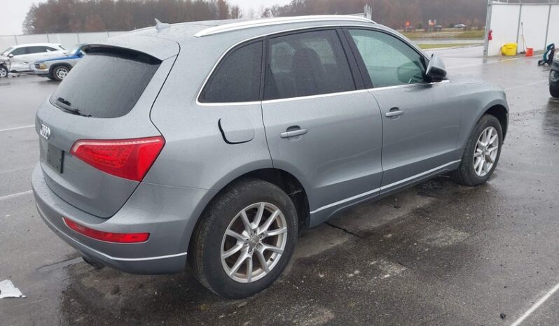 
								2010 Audi Q5 full									