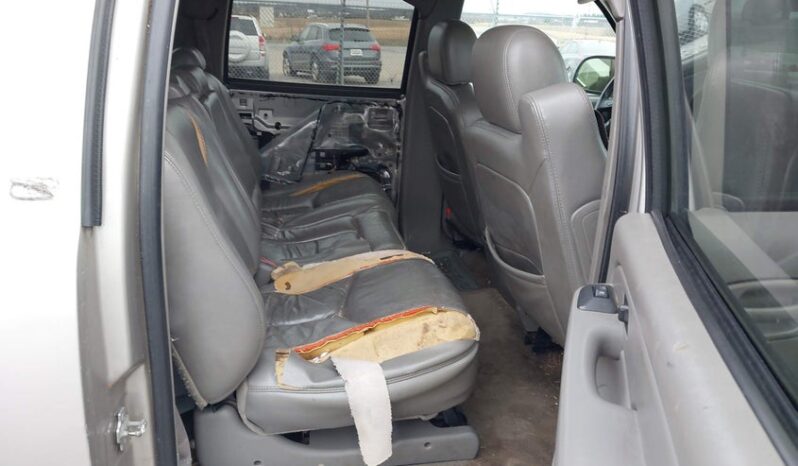 
								2005 Gmc Yukon full									