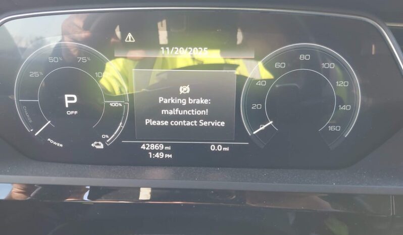 
								2019 Audi E-tron full									