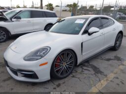 
										2018 Porsche Panamera full									
