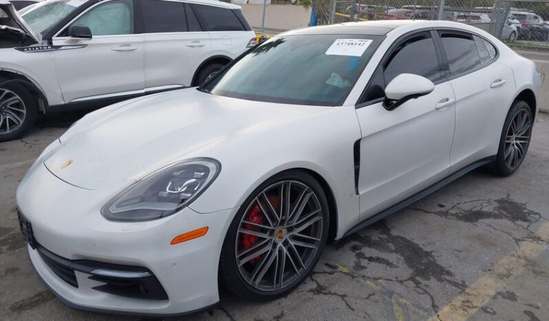 
								2018 Porsche Panamera full									