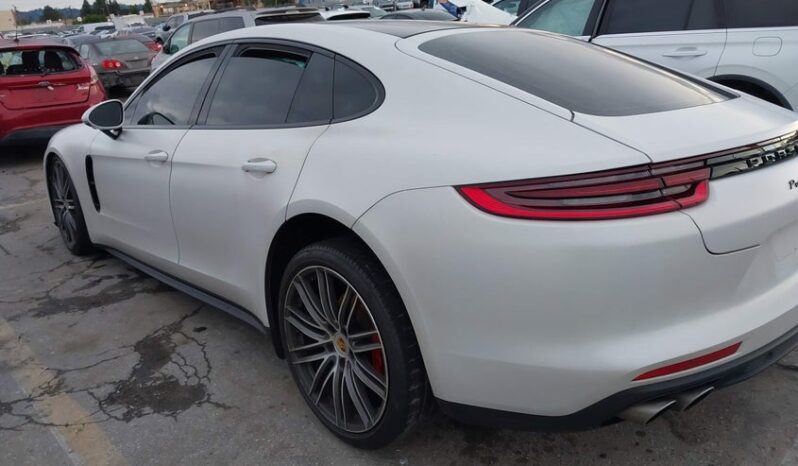 
								2018 Porsche Panamera full									
