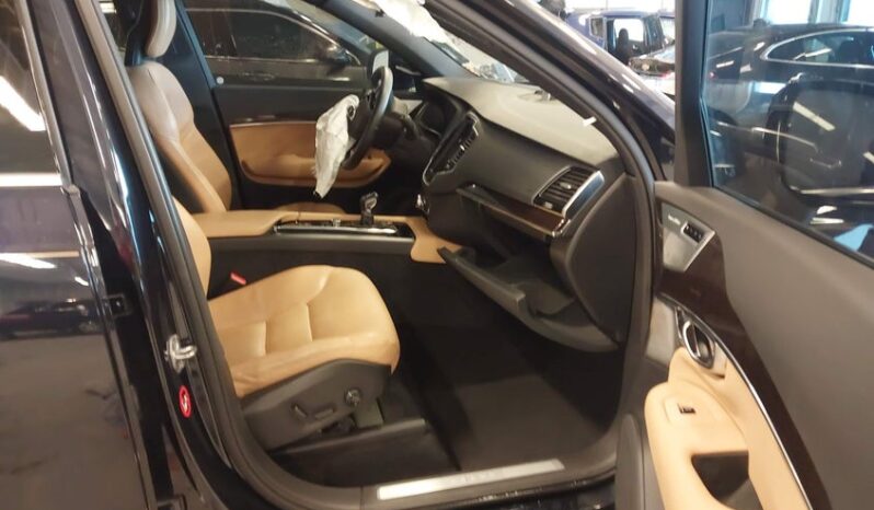 
								2017 Volvo Xc90 full									