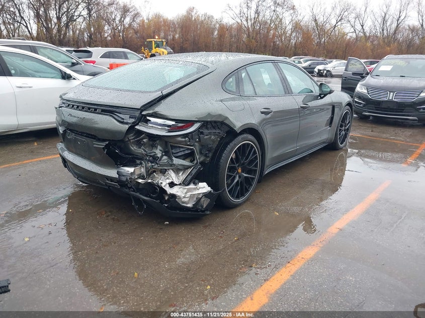 2023 Porsche Panamera