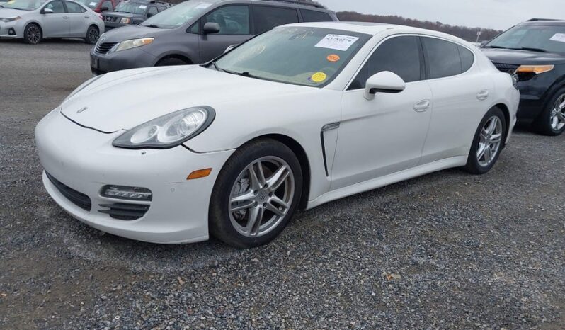 
								2012 Porsche Panamera full									