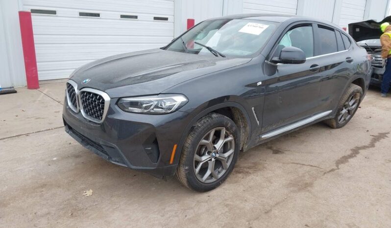 
								2022 BMW X4 full									
