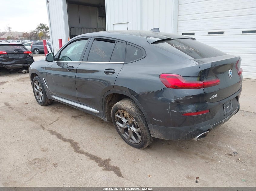 2022 BMW X4