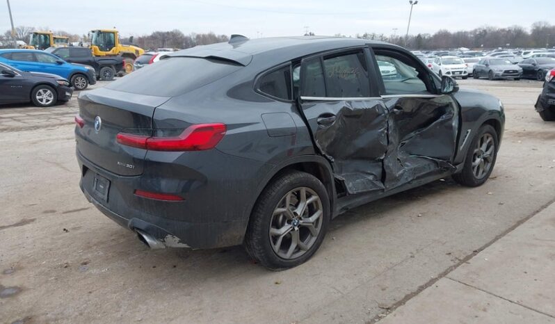 
								2022 BMW X4 full									
