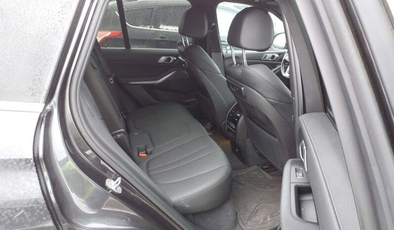 
								2019 BMW X5 full									
