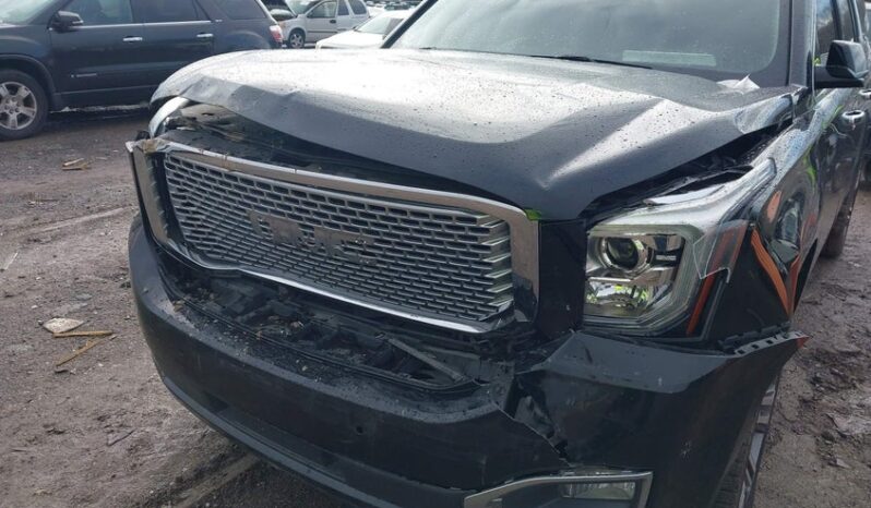 
								2017 Gmc Yukon full									