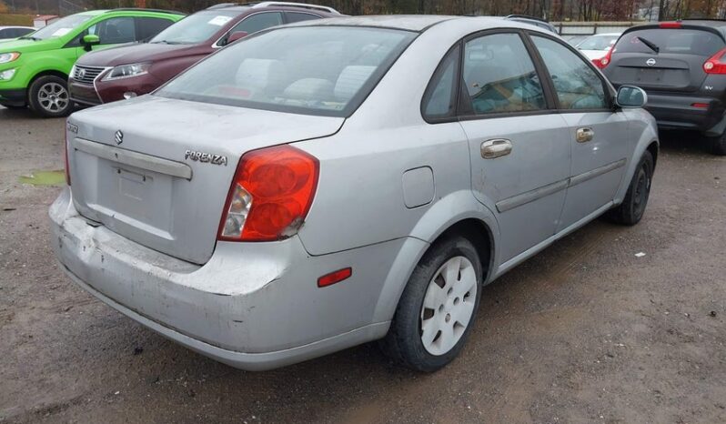 
								2006 Suzuki Forenza full									