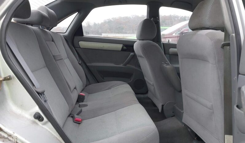 
								2006 Suzuki Forenza full									